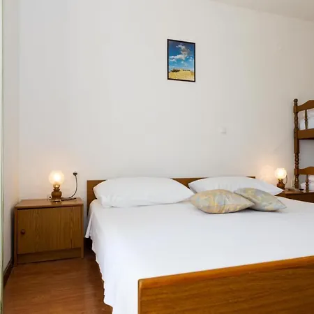 Stosic 1260 Gasthuis 3*