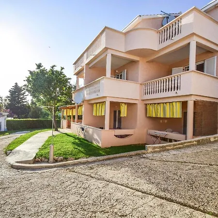 Stosic 1260 Affittacamere Ražanac